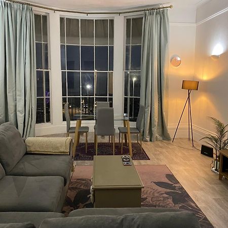 Appartement Period Sea View Flat In Hastings Extérieur photo