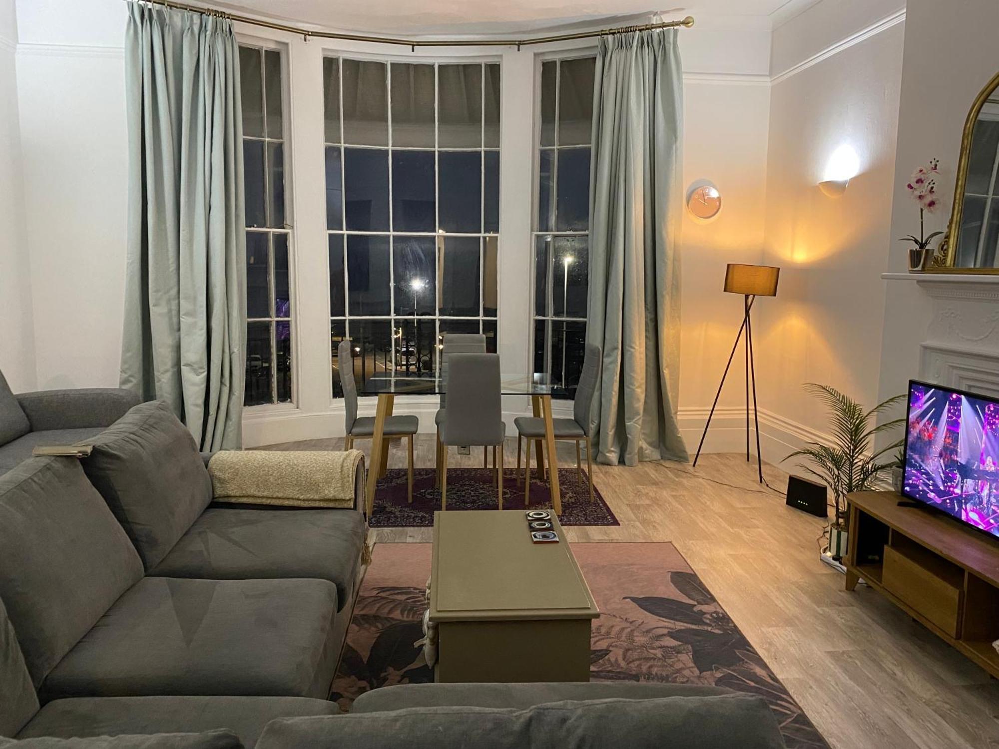 Appartement Period Sea View Flat In Hastings Extérieur photo